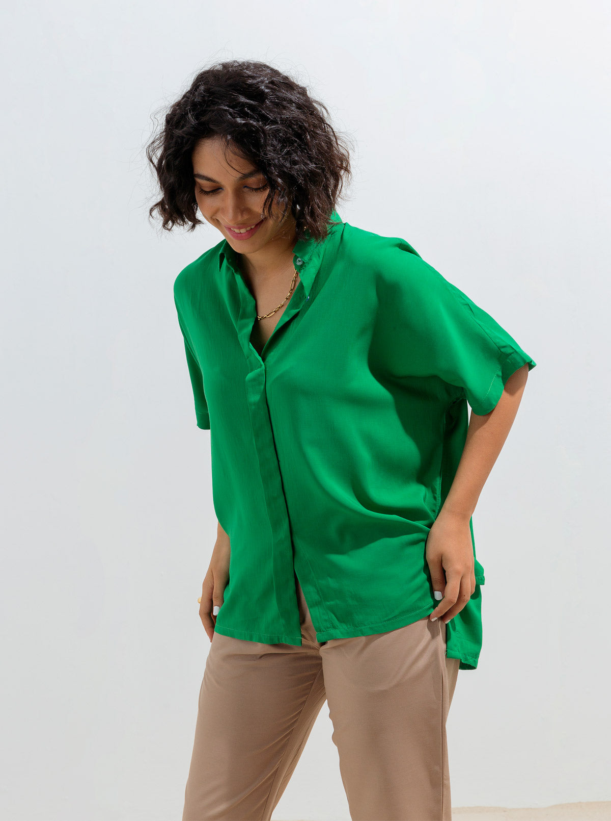 BRIGHT GREEN FLOWY COLLAR SHIRT