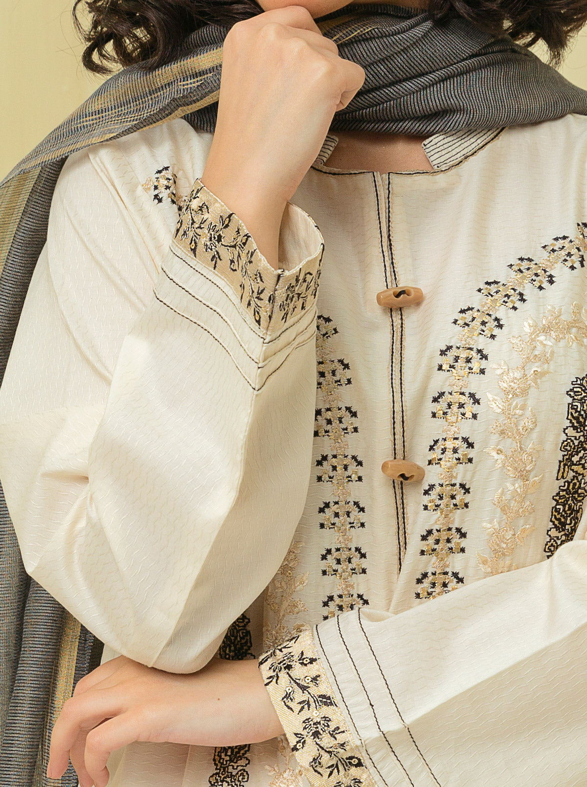 EMBROIDERED SHIRT WITH DUPATTA