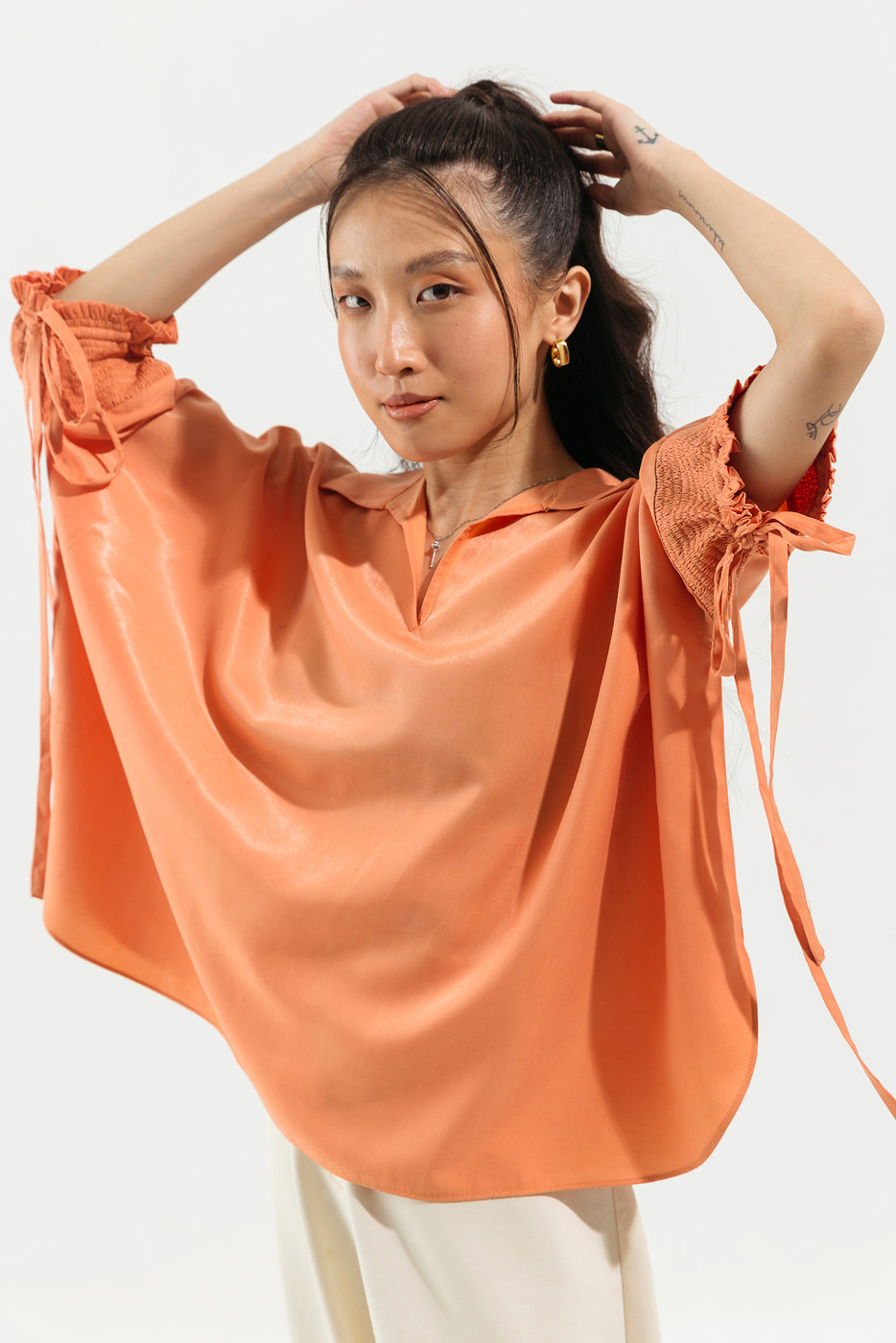 PEACH COLLARED TOP