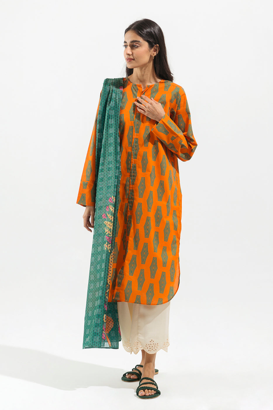 BASIC SHIRT WITH DUPATTA