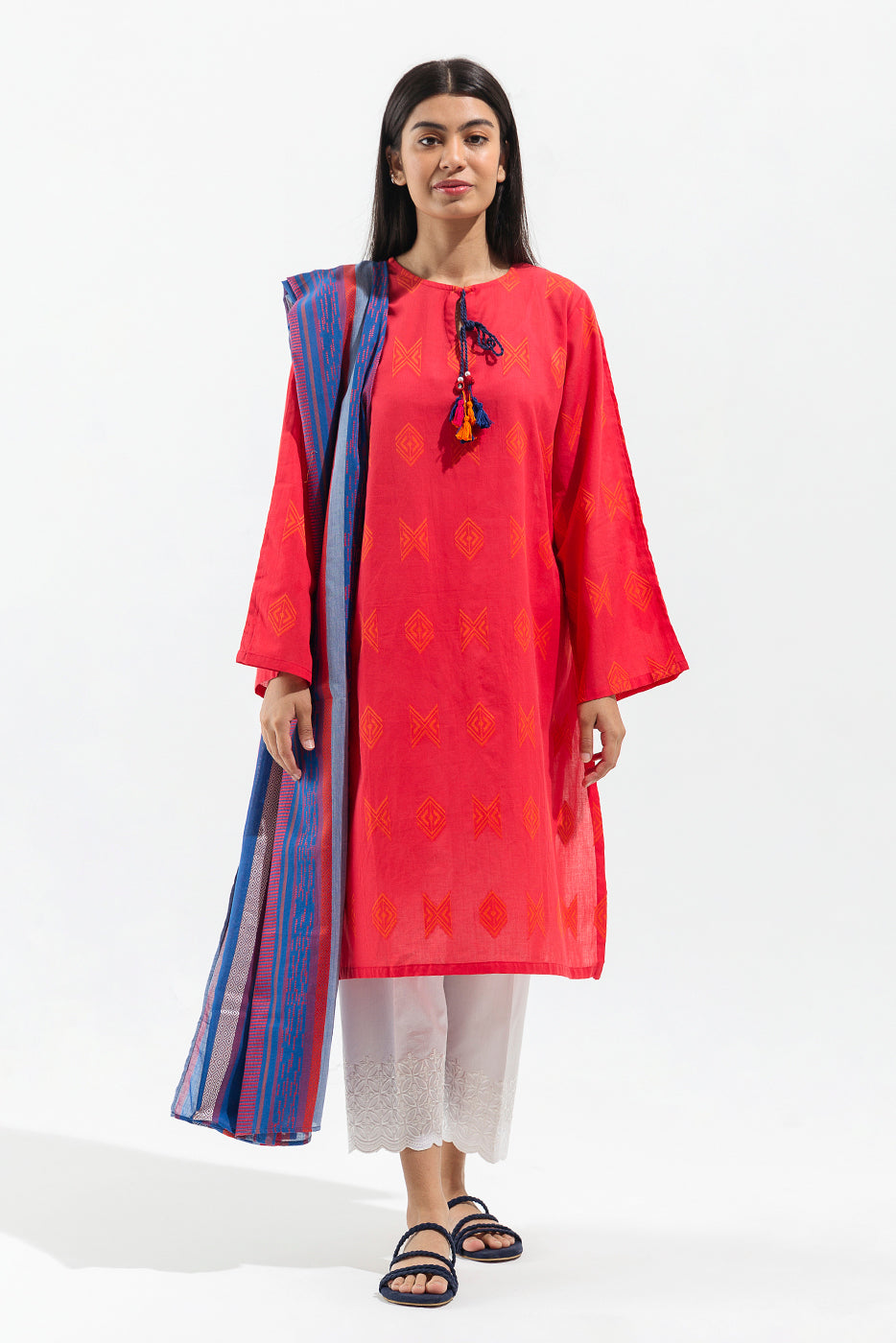 2 PIECE EMBROIDERED MULTI JACQUARD SUIT (PRET)