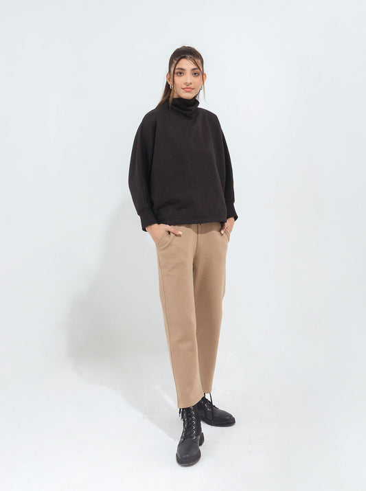 BLACK BATWING SLEEVED FLEECE SWEATSHIRT