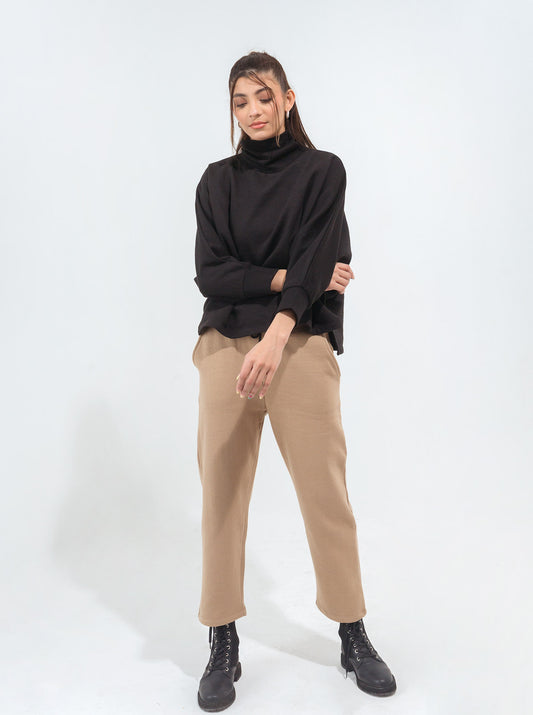 BLACK BATWING SLEEVED FLEECE SWEATSHIRT