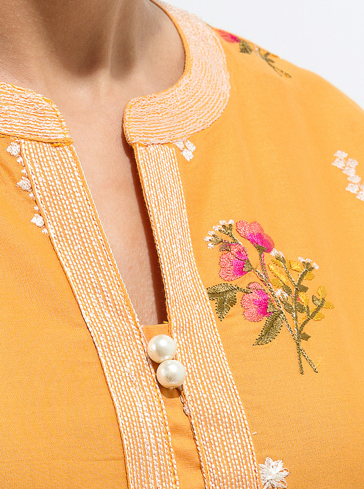 EMBROIDERED SHIRT