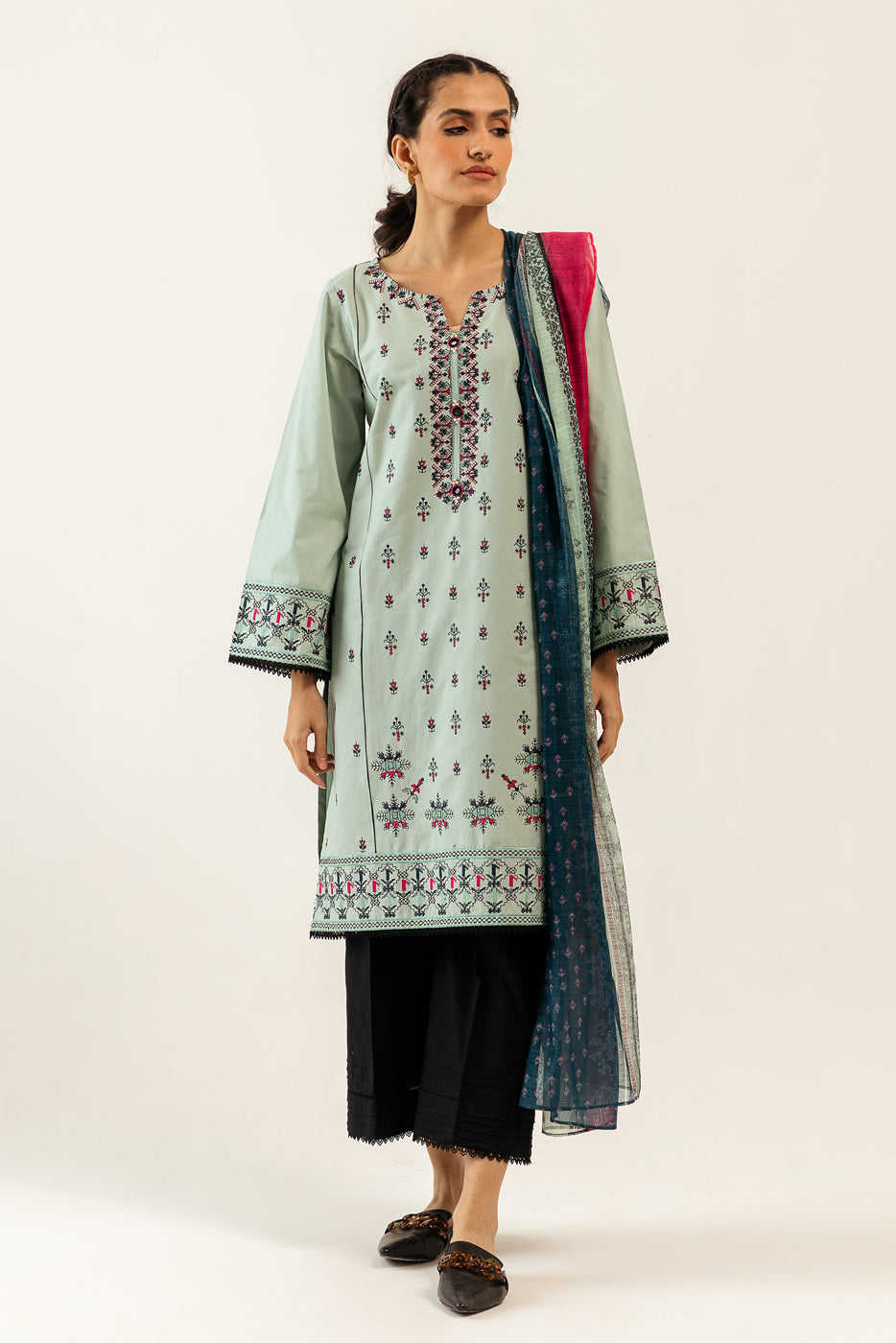 EMBROIDERED SHIRT WITH DUPATTA