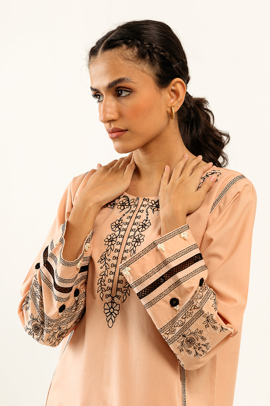 EMBROIDERED KHADDAR SHIRT (PRET)