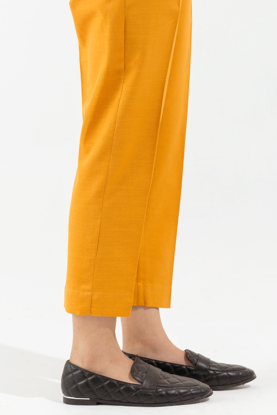 BASIC STRAIGHT PANTS