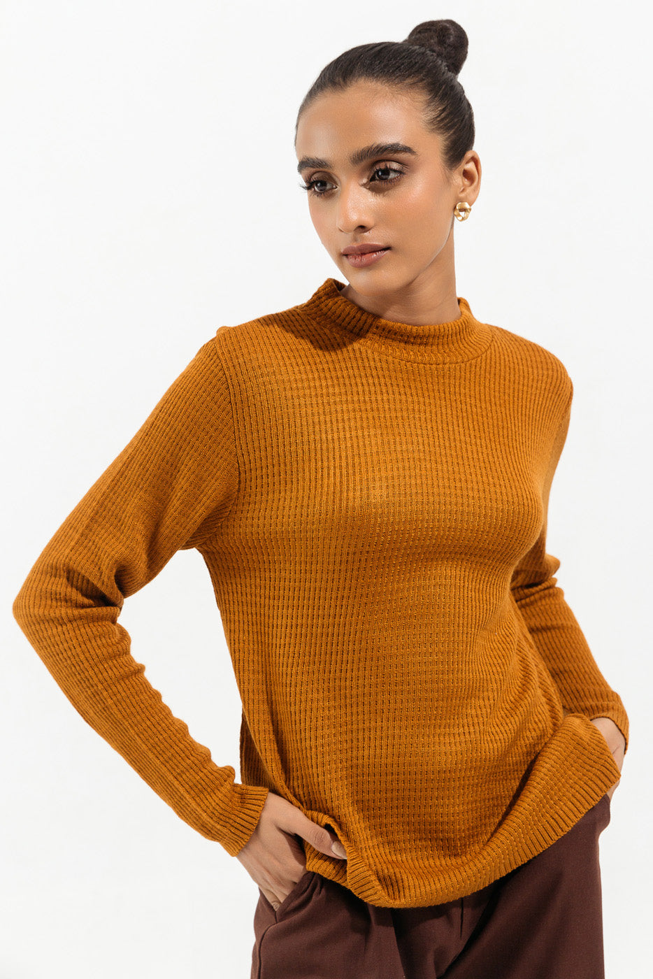 OCHRE FINE KNIT SWEATER