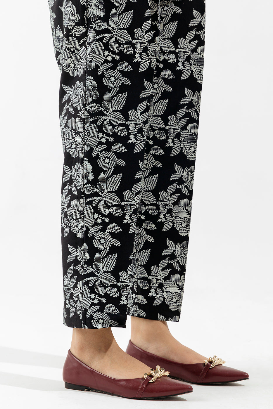 BASIC STRAIGHT PANTS