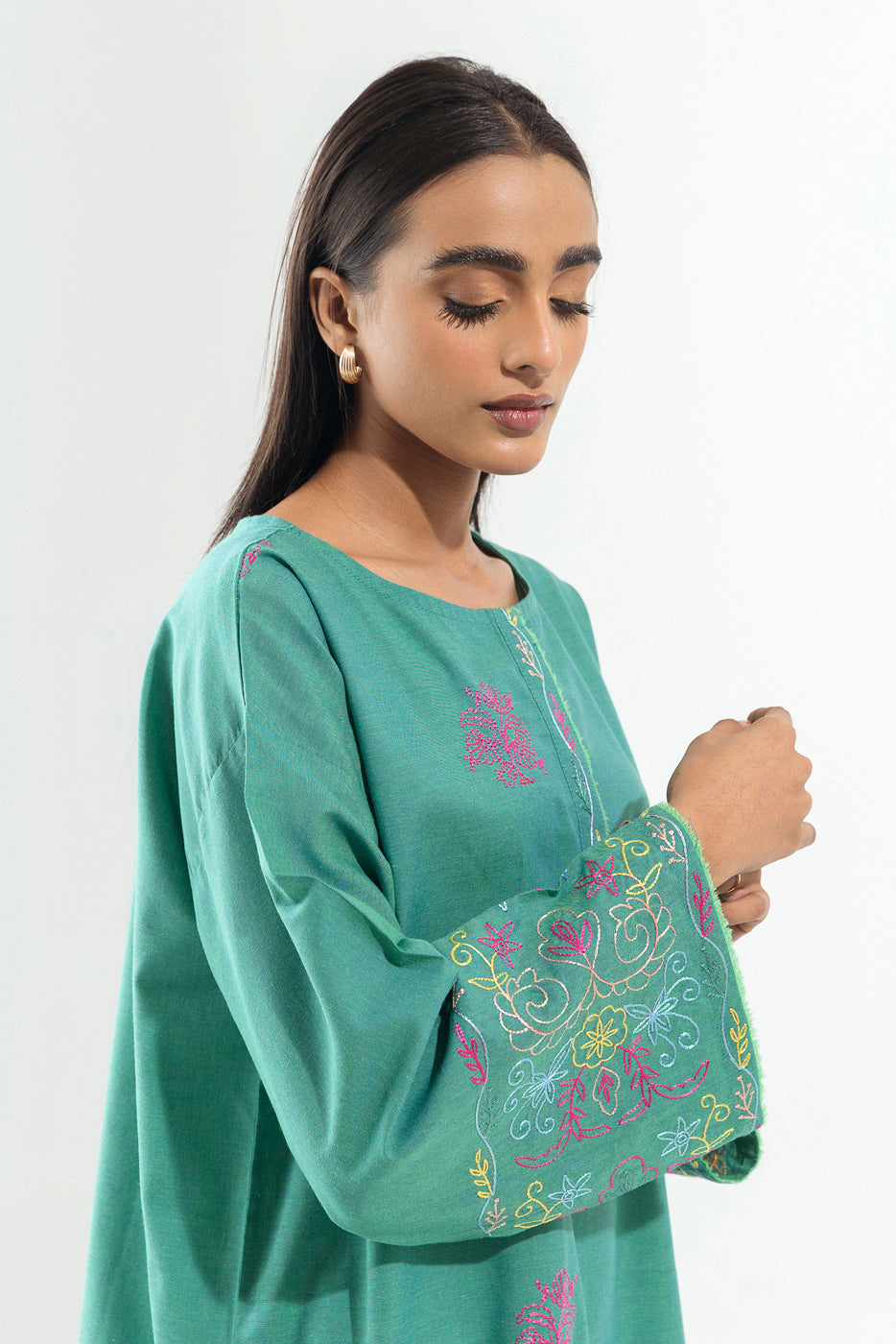 EMBROIDERED SHIRT