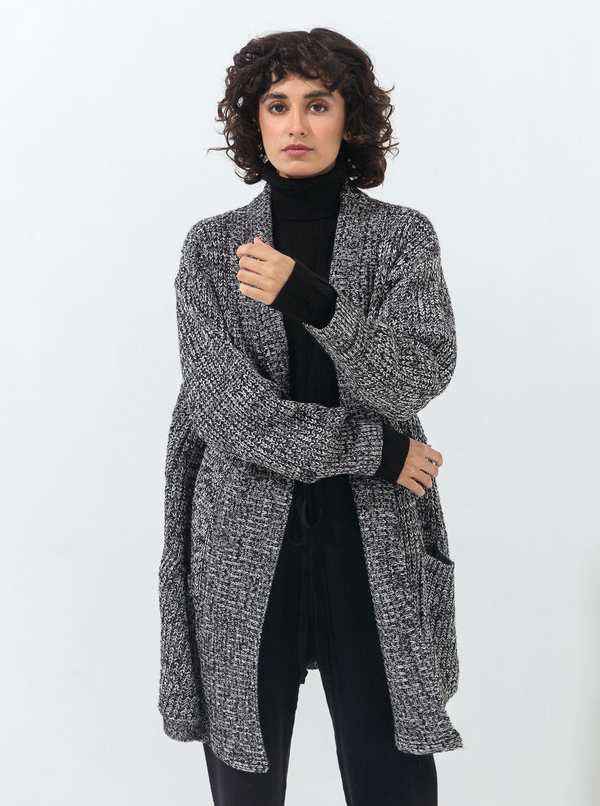 MELANGE GRAY LONG TEXTURED KNIT SHRUG