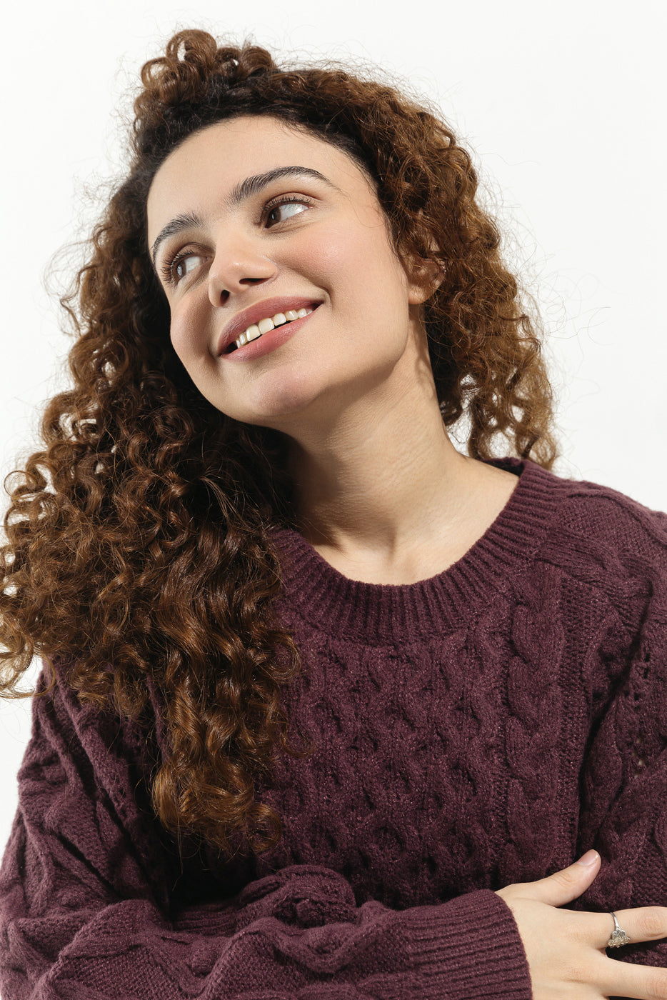 BURGUNDY PULLOVER SWEATER