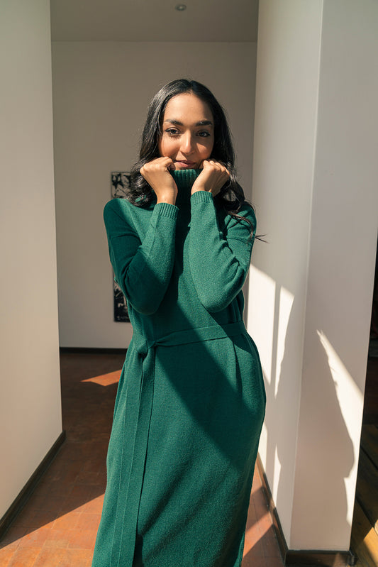 DARK GREEN BELTED SWEATER DRESS
