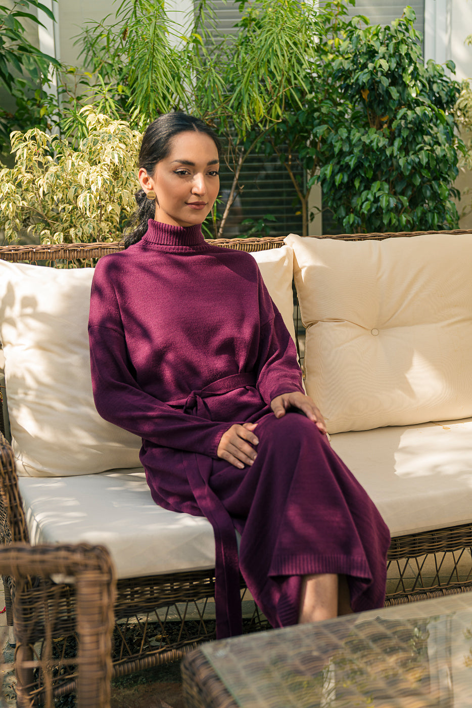 BURGUNDY BELTED SWEATER DRESS