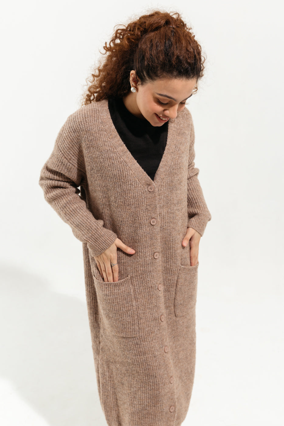 CAMEL RIBBED KNIT LONG CARDIGAN