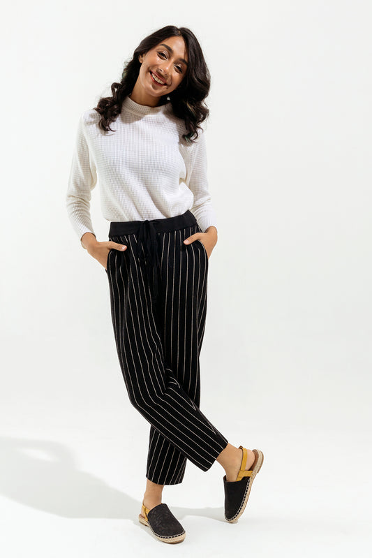 BLACK STRIPED SWEATER PANTS