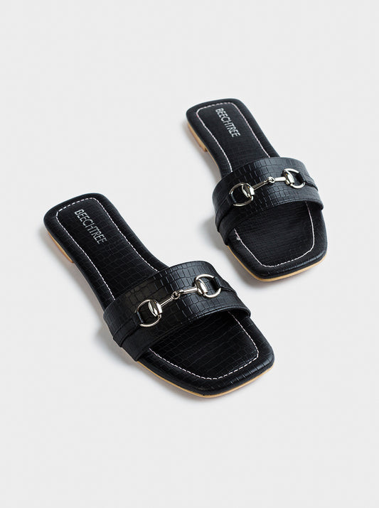 FOOTWEAR
