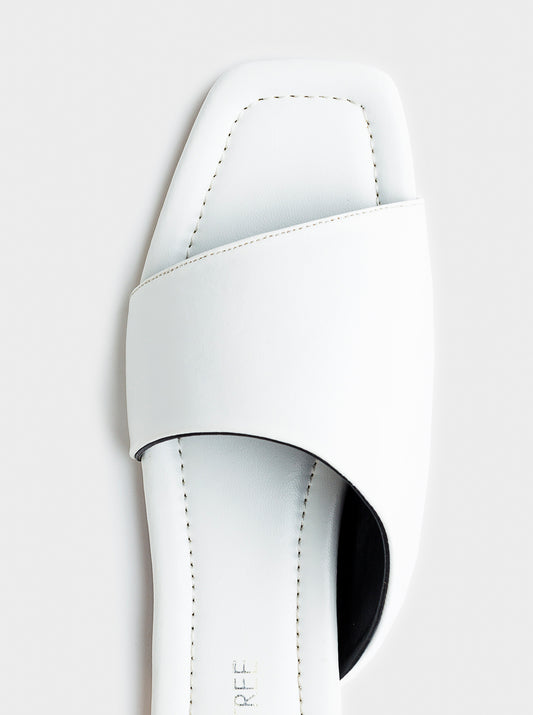 FOOTWEAR