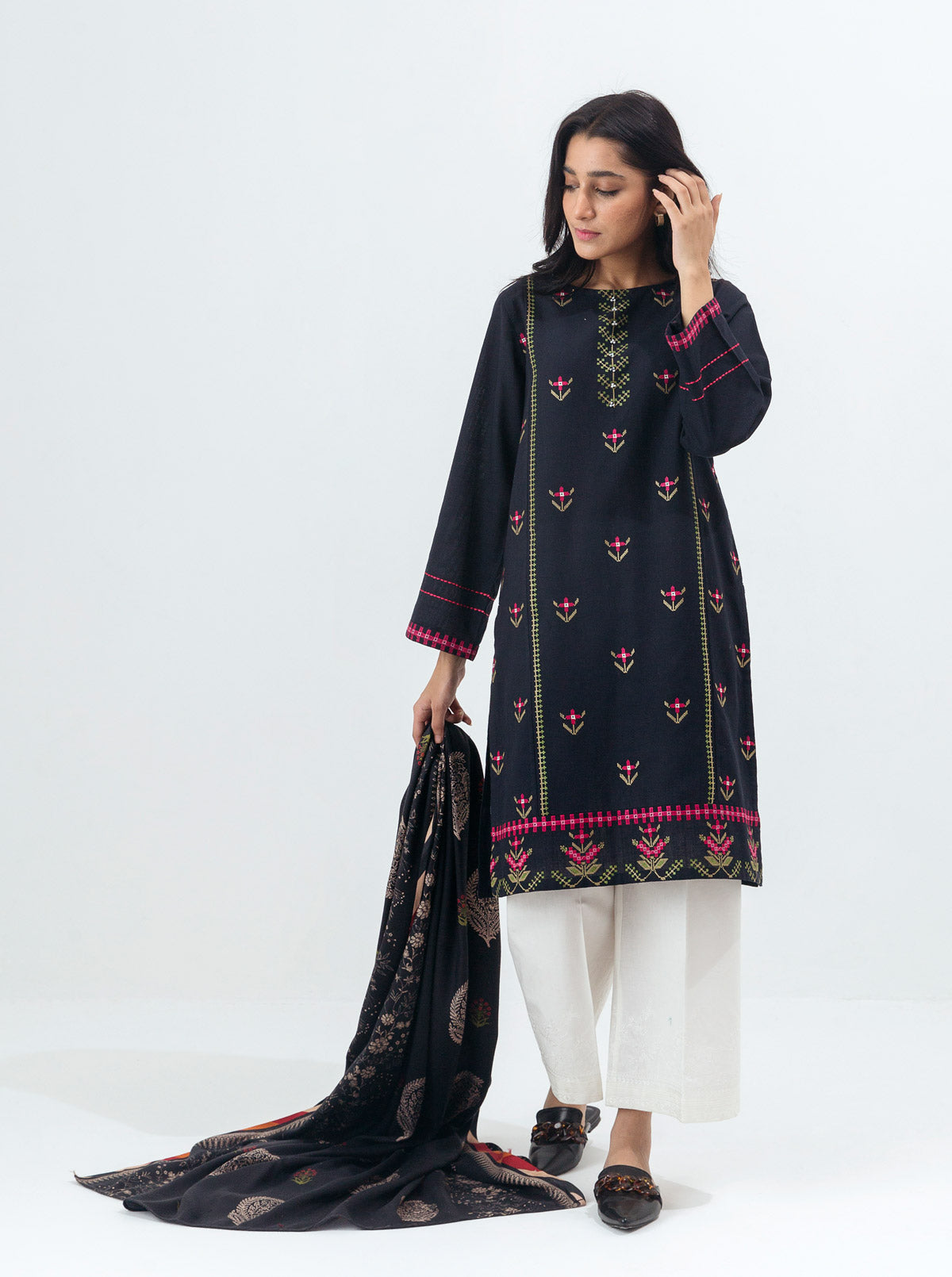 EMBROIDERED SHIRT WITH SHAWL