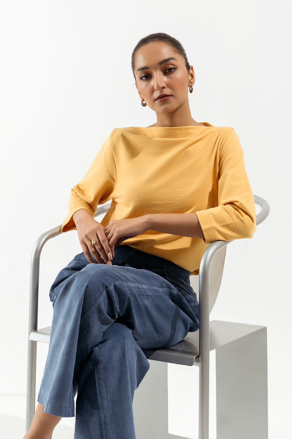 PALE YELLOW BOATNECK T-SHIRT