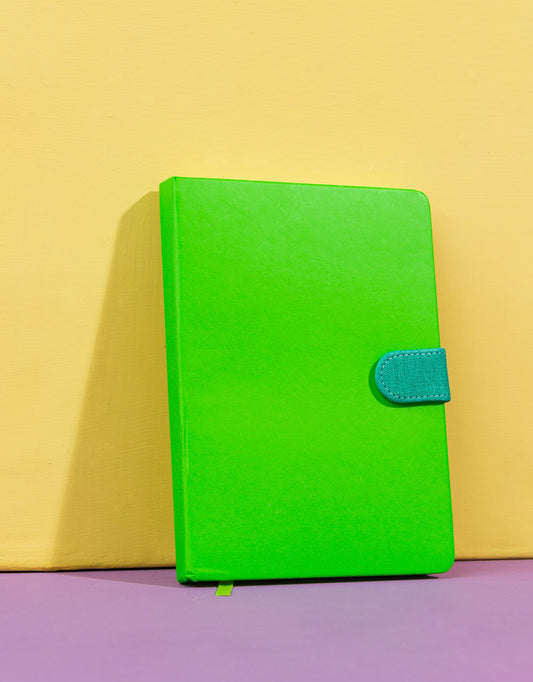 SOLID COLOR JOURNAL