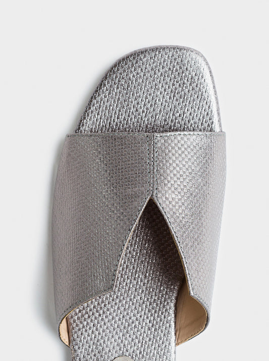 CASUAL SLIDES