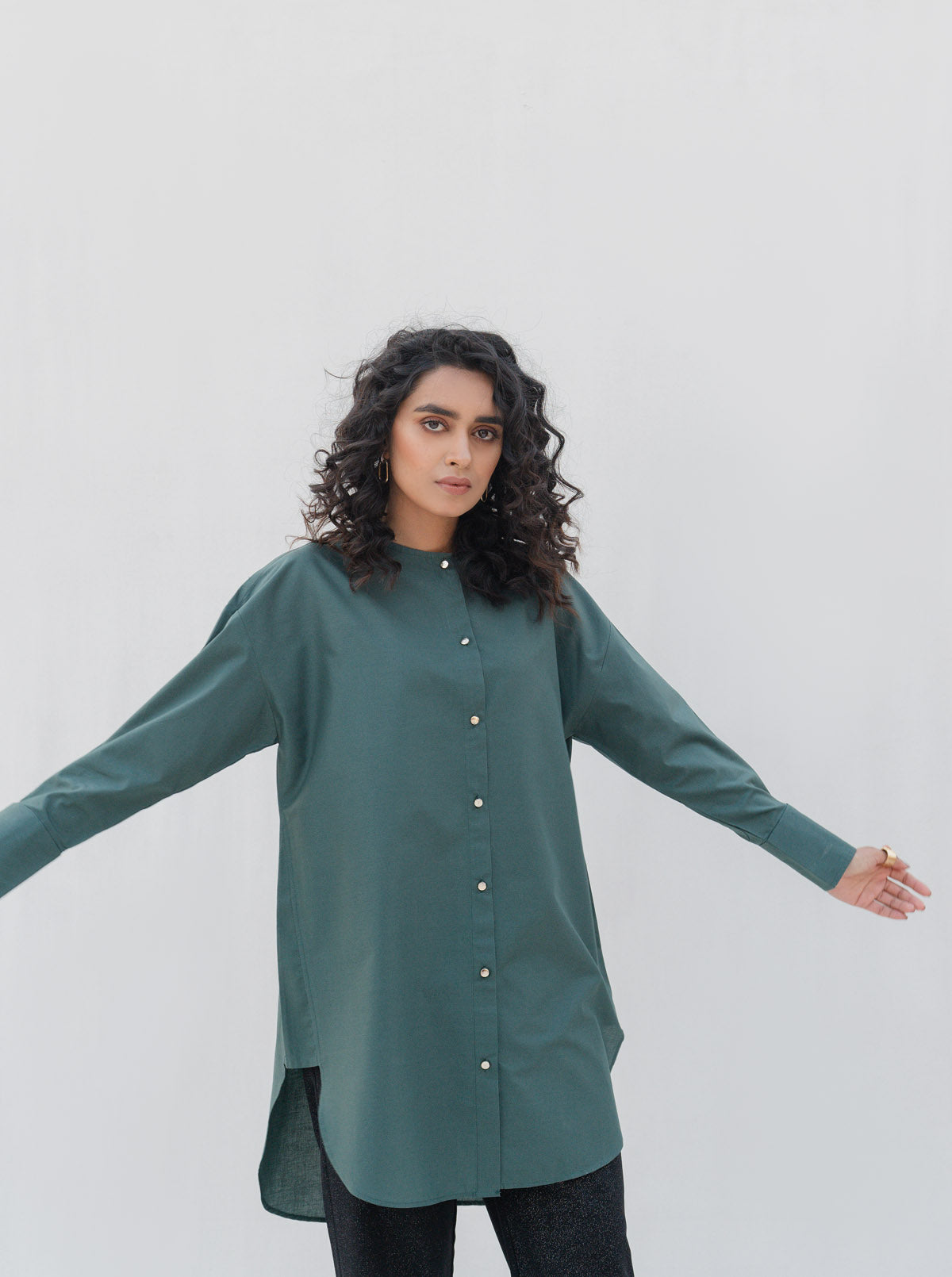 DARK GREEN LONG BUTTON DOWN SHIRT