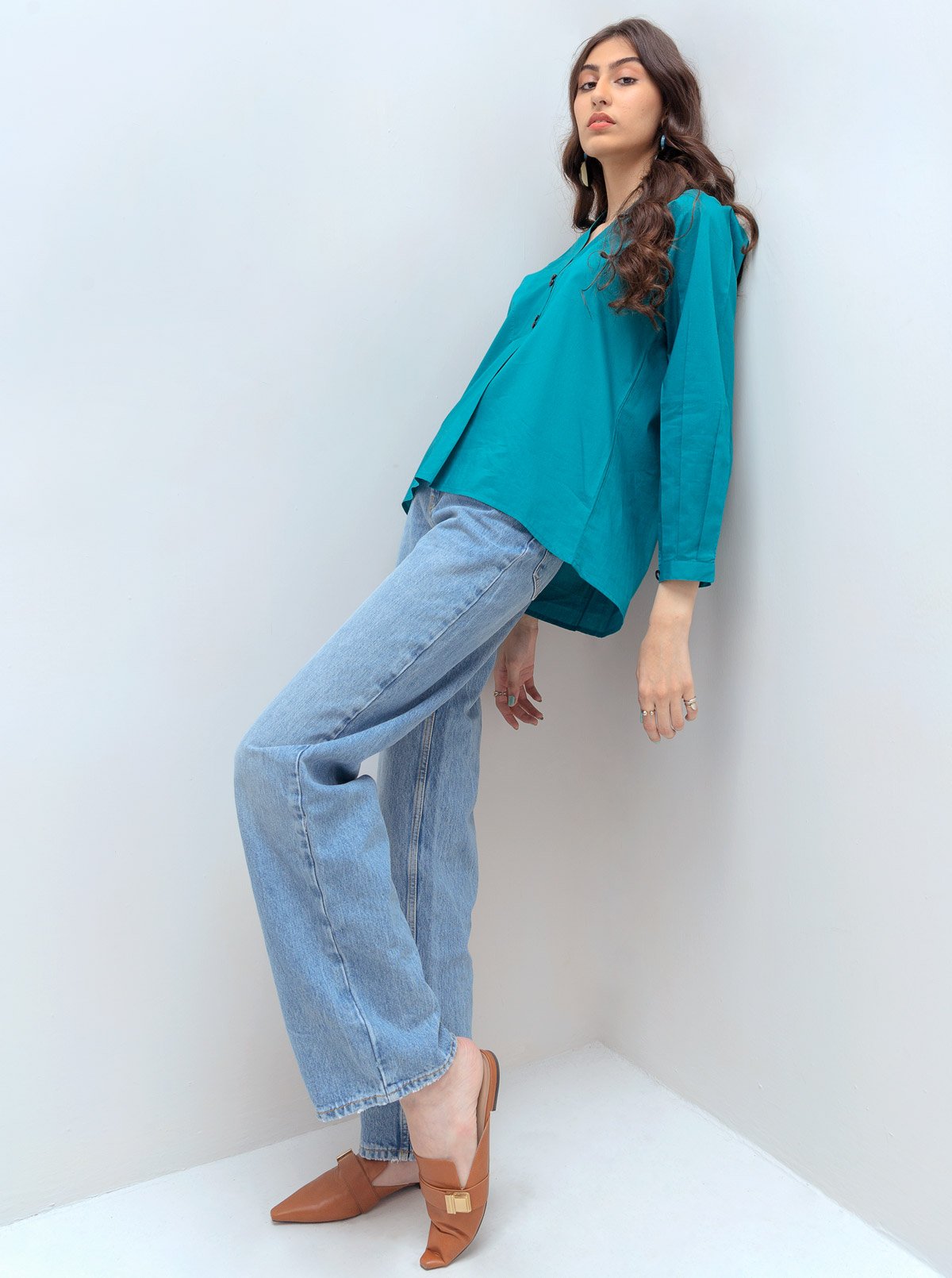 TURQUOISE OVERSIZED PLACKET TOP