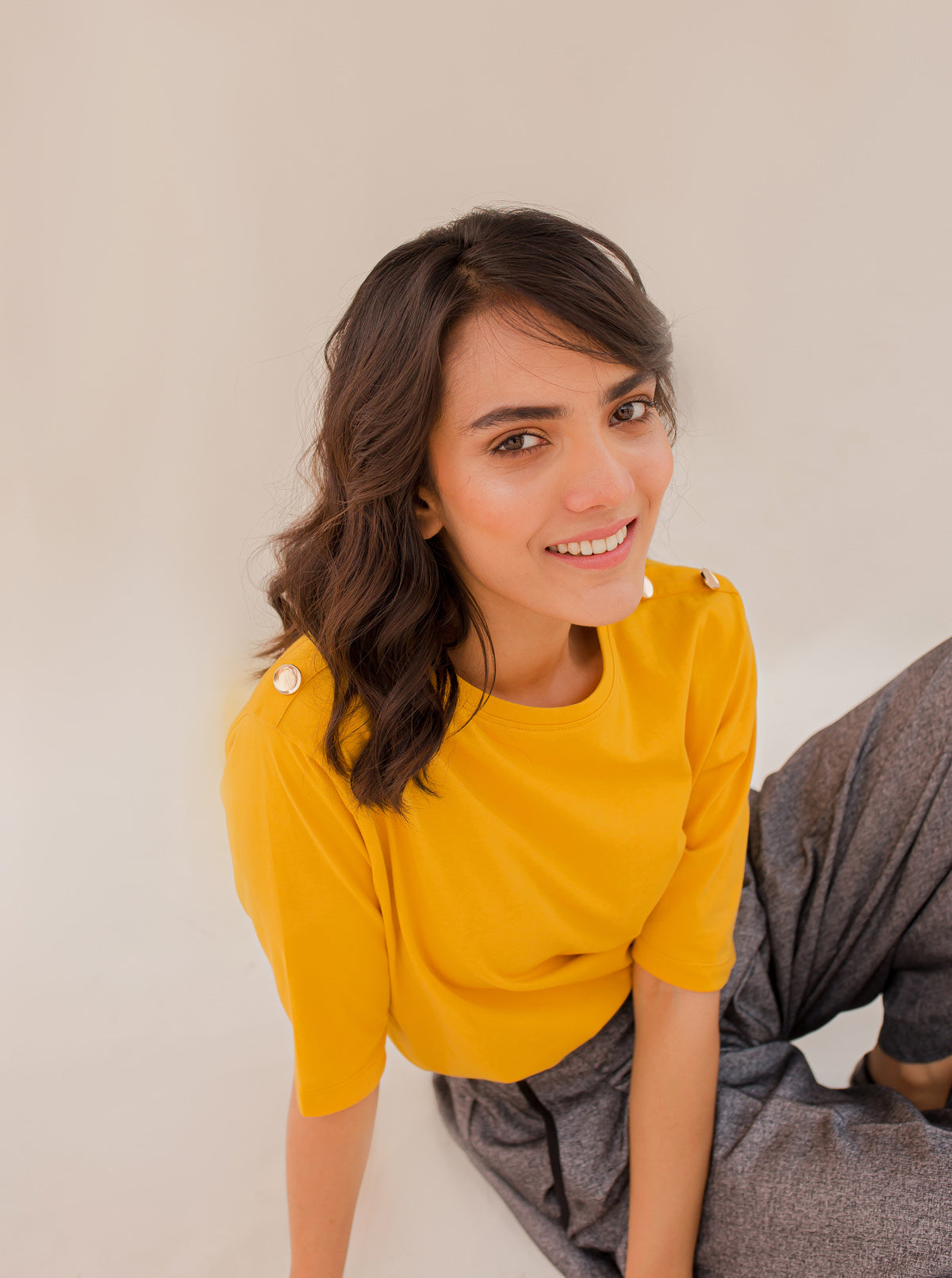 YELLOW METALLIC BUTTON T-SHIRT