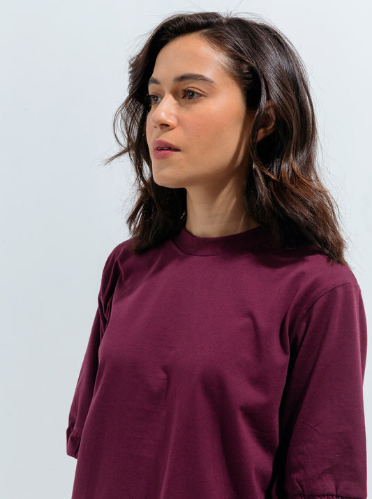 MAROON GATHERED SLEEVE T-SHIRT