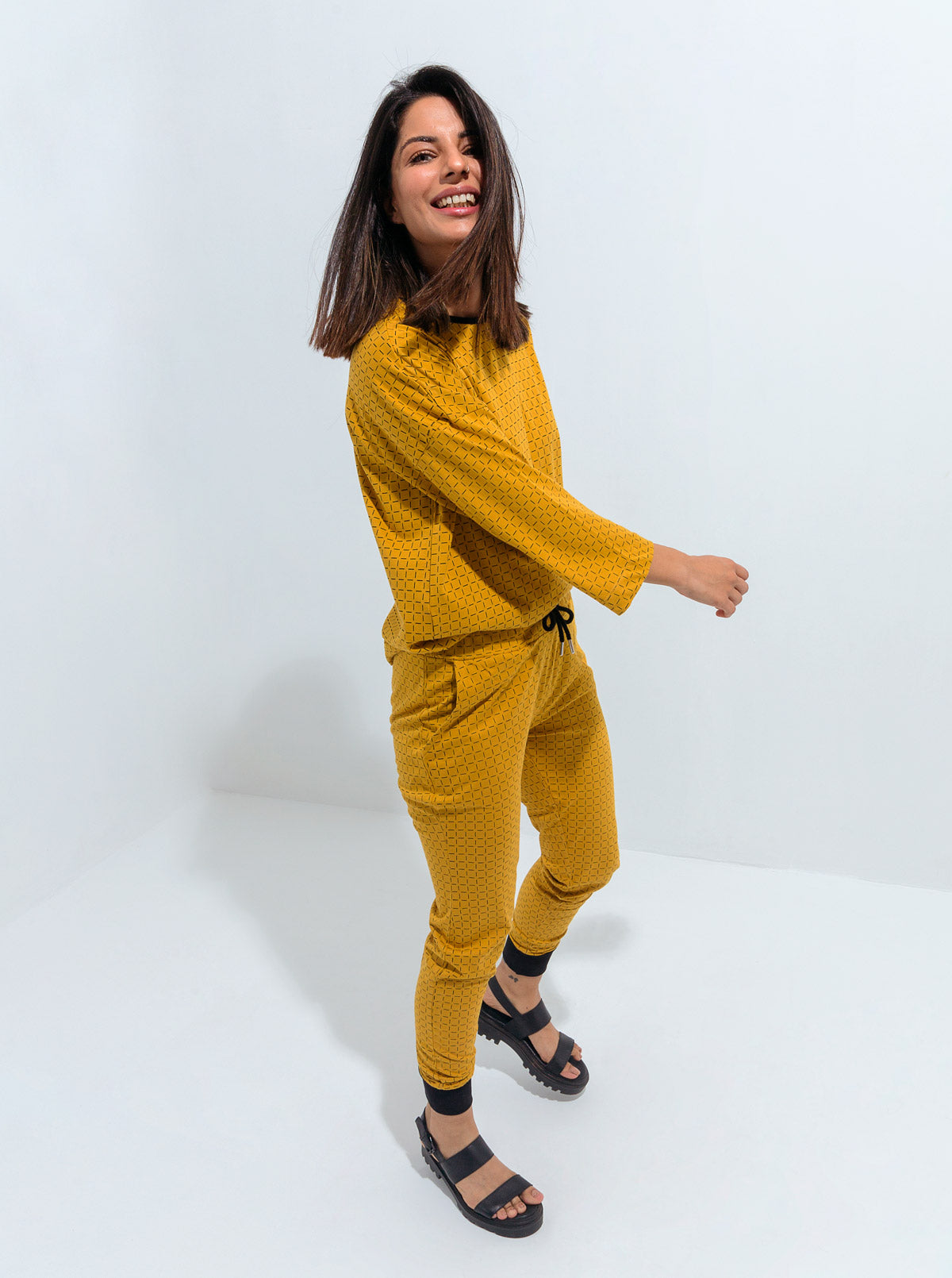 MUSTARD GEO-PRINT SUMMER TRACKSUIT