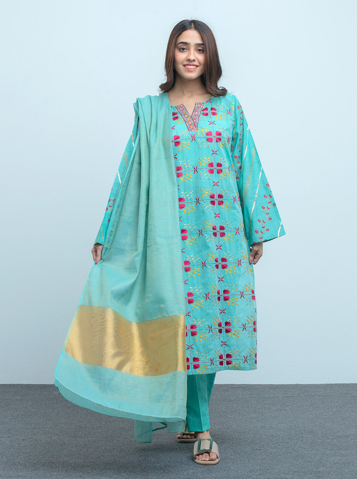 EMBROIDERED SHIRT WITH DUPATTA