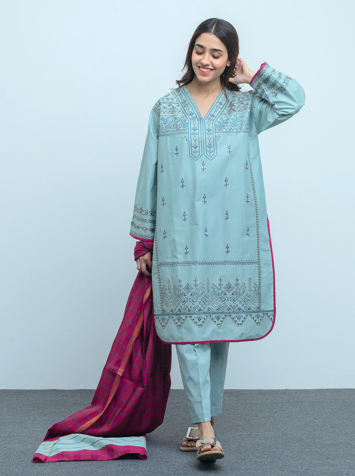 EMBROIDERED SHIRT WITH DUPATTA