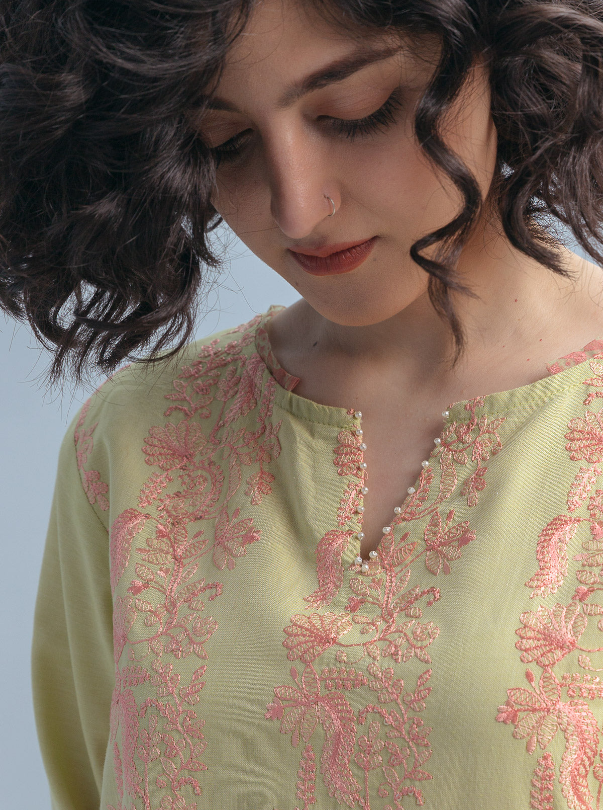 EMBROIDERED SHIRT