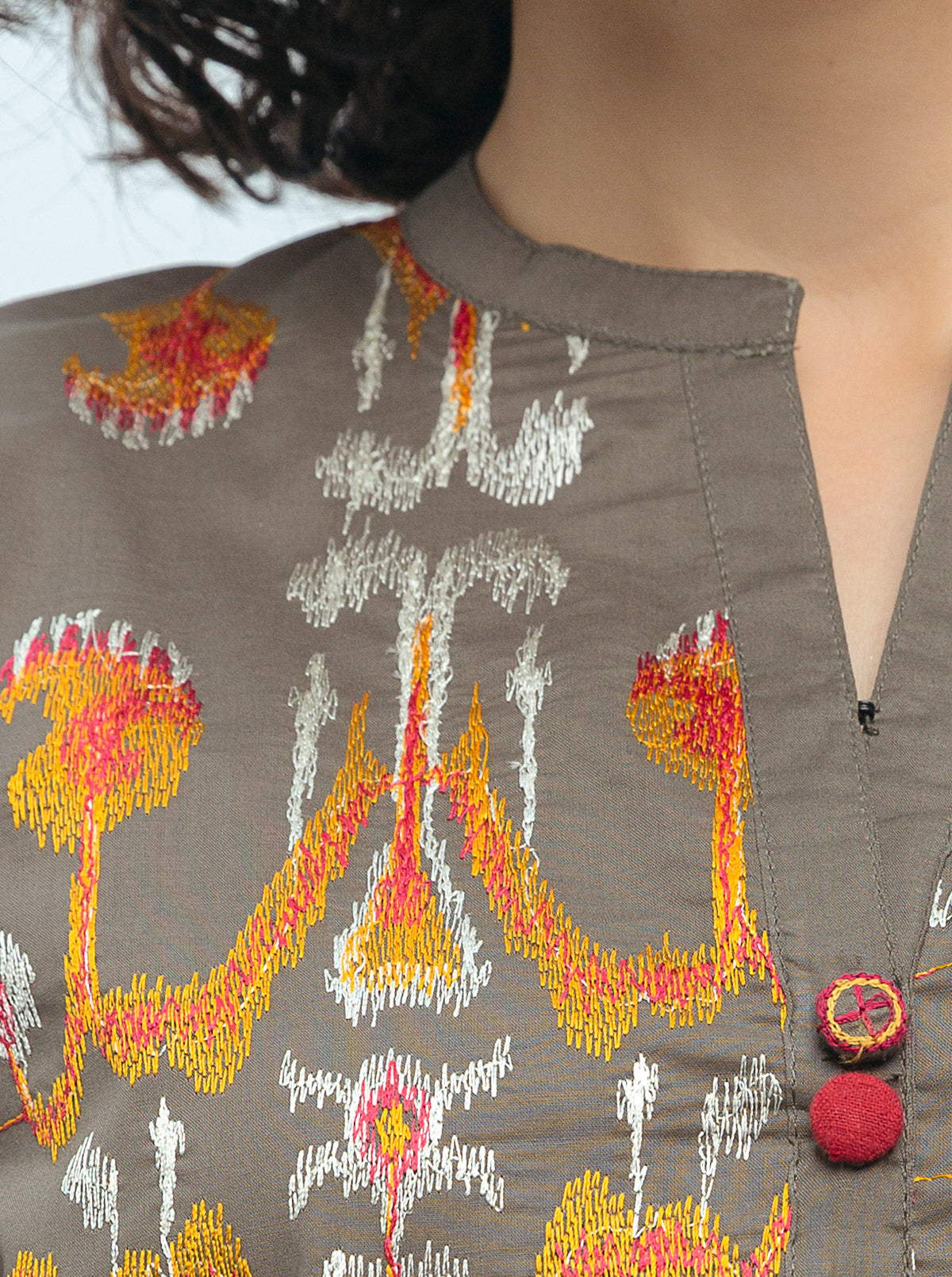 EMBROIDERED SHIRT