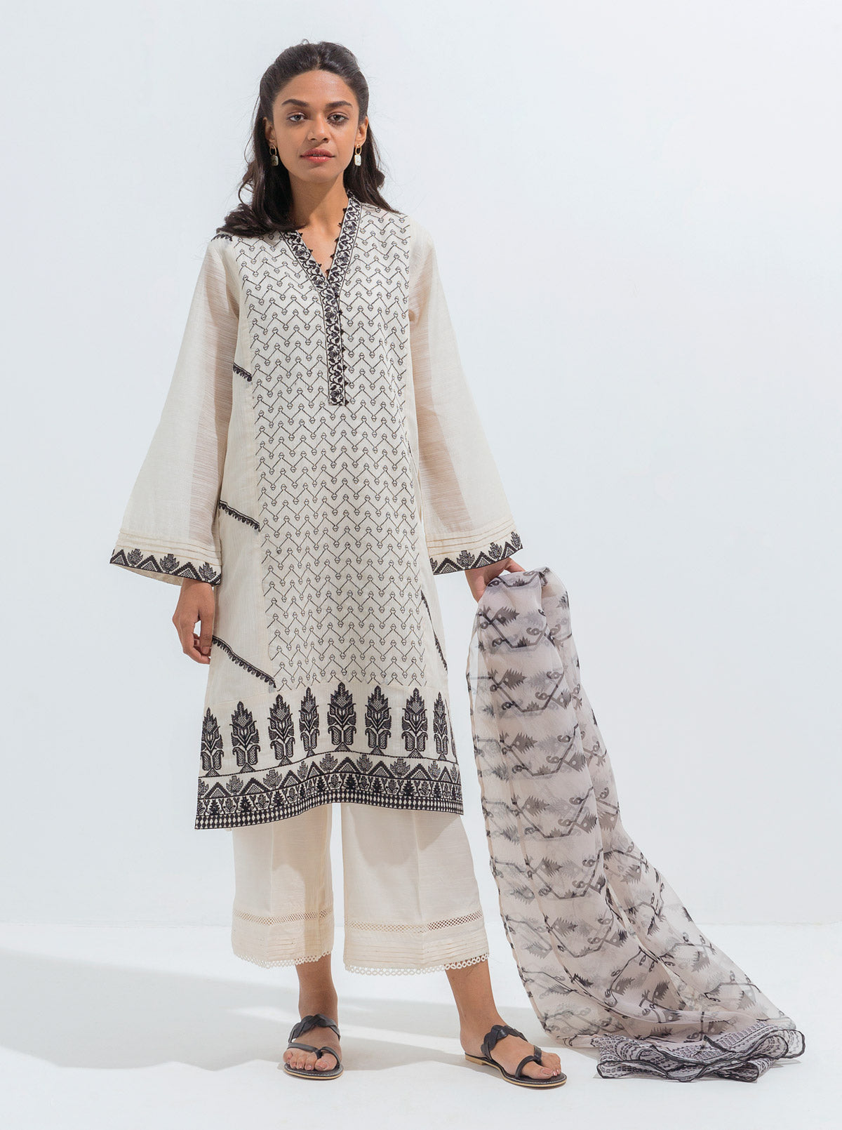 EMBROIDERED SHIRT WITH DUPATTA