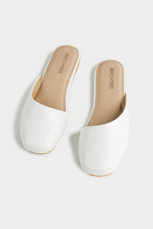 FOOTWEAR