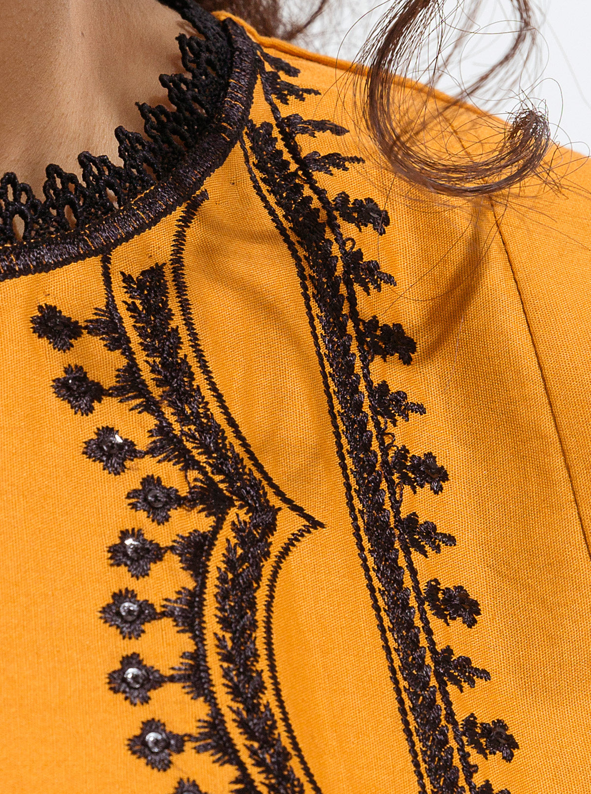 EMBROIDERED SHIRT