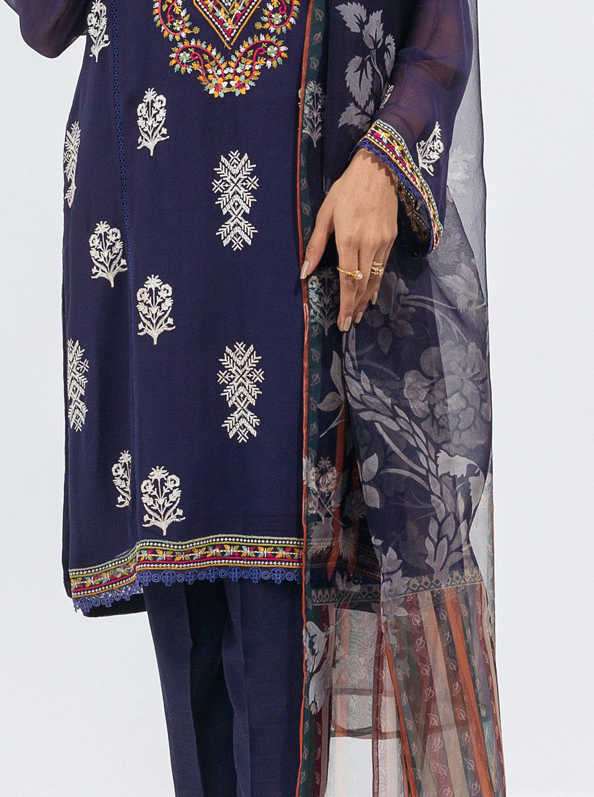 EMBROIDERED SHIRT WITH DUPATTA