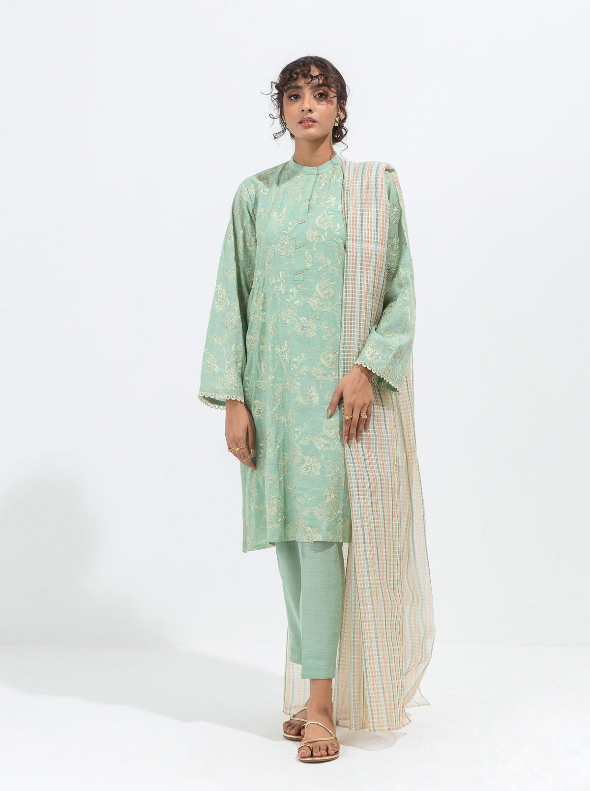 2 PIECE EMBROIDERED PAPER COTTON SUIT (LUXURY PRET)