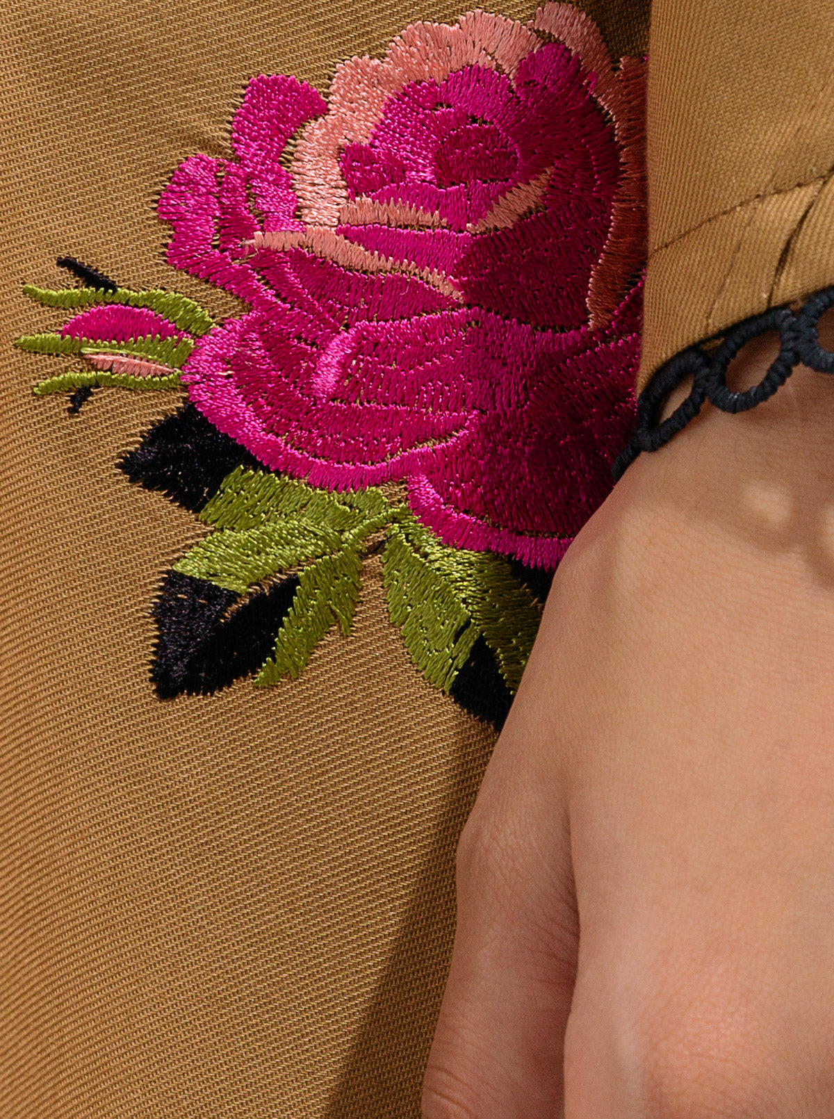 EMBROIDERED SHIRT