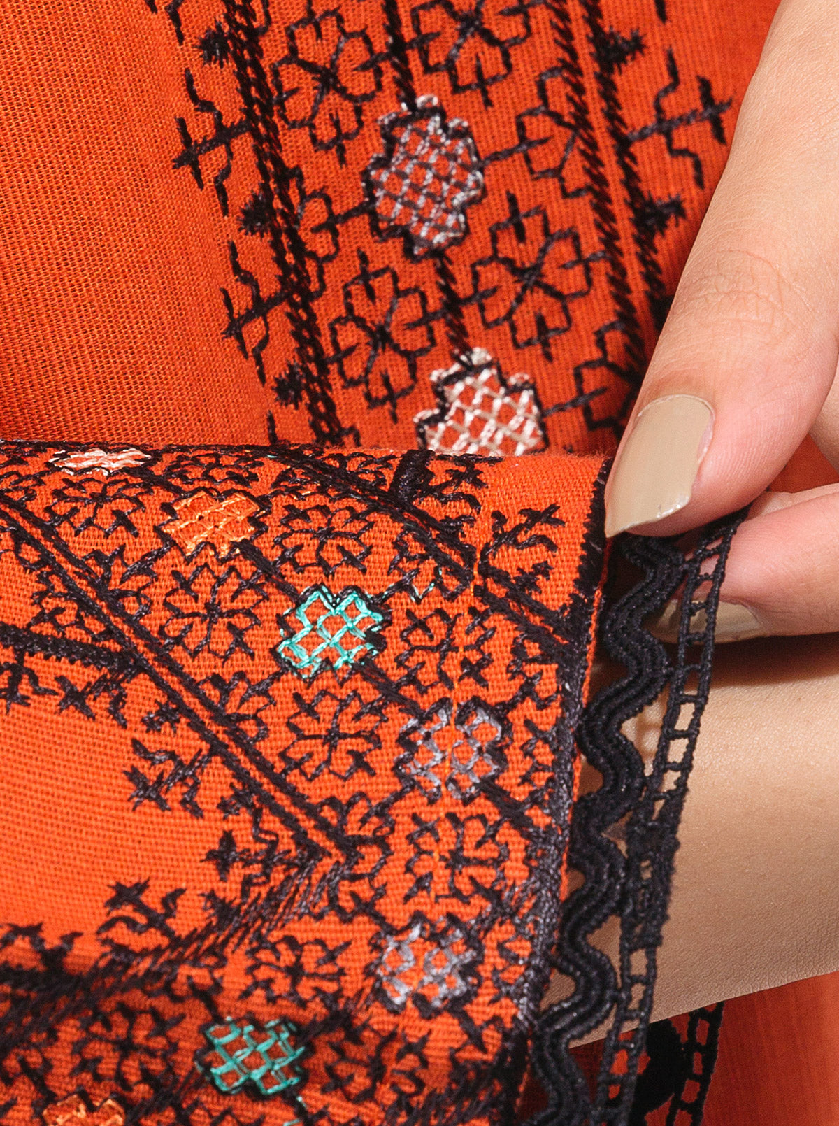 EMBROIDERED SHIRT