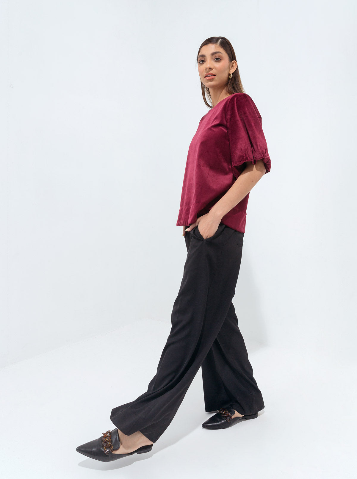 MAROON PUFFED SLEEVES VELOUR TOP