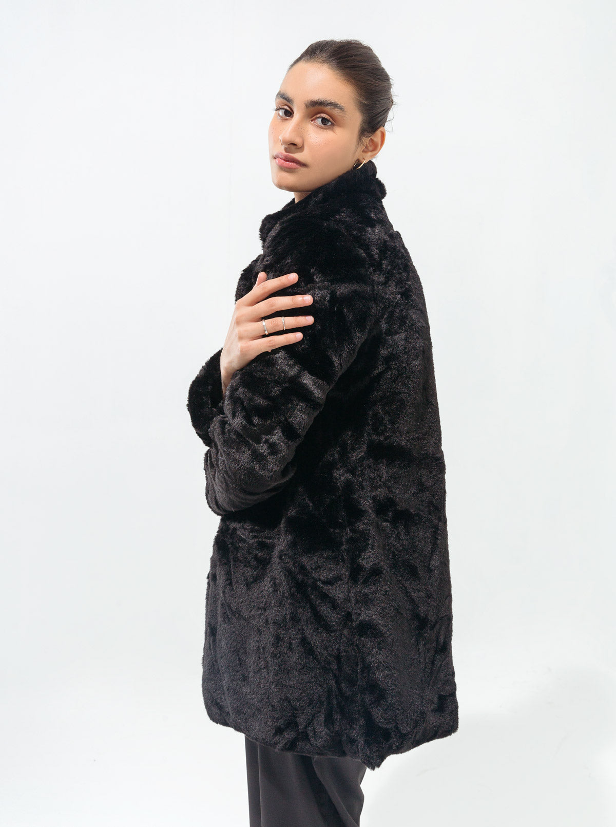 BLACK FAUX FUR JACKET