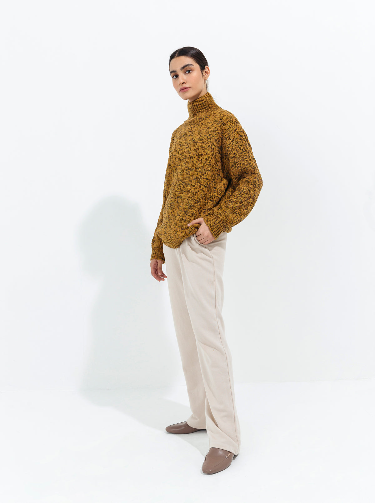 DARK MUSTARD PATTERN KNIT PULLOVER