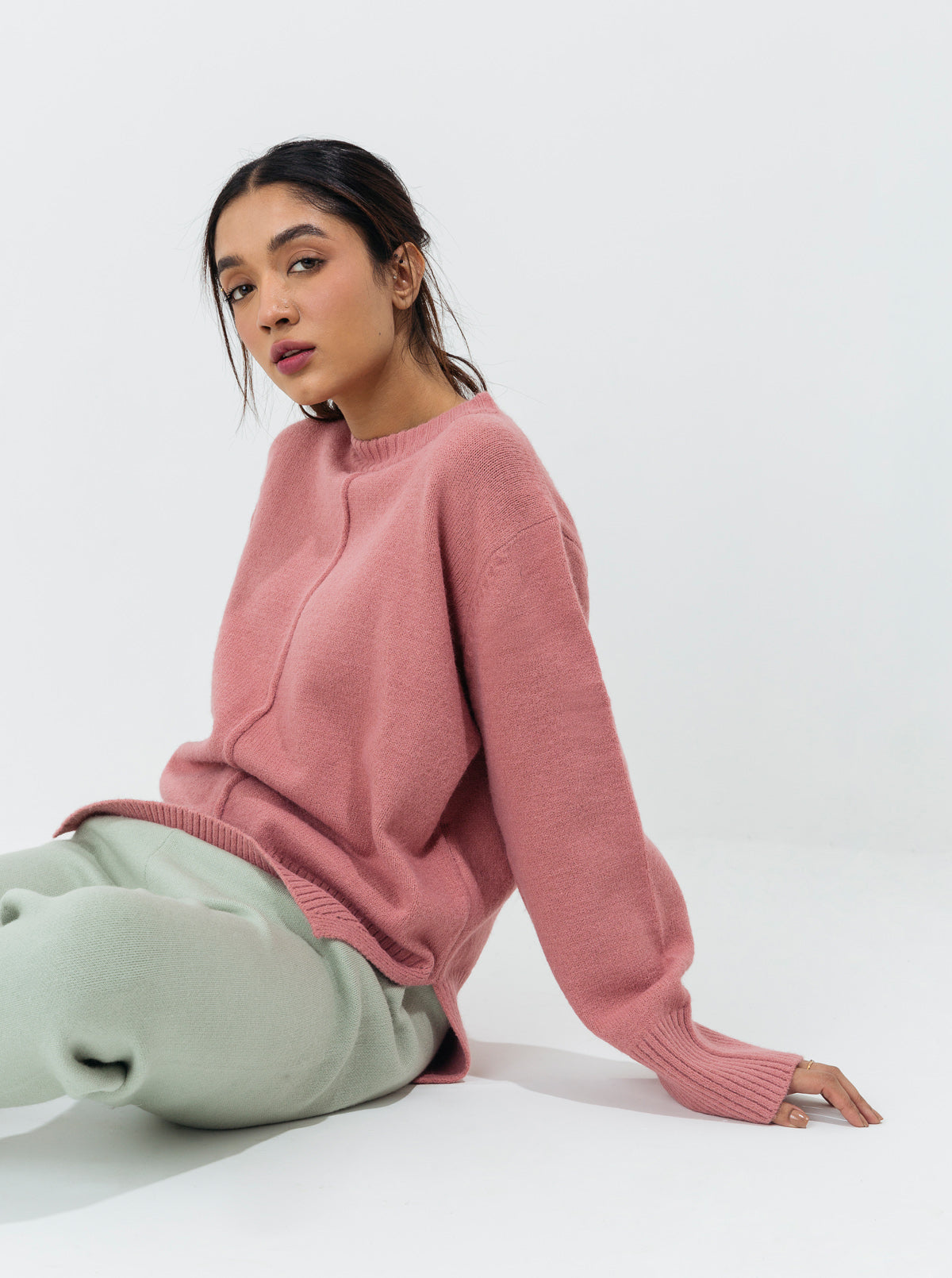 LIGHT PINK RIBBED HEM PULLOVER