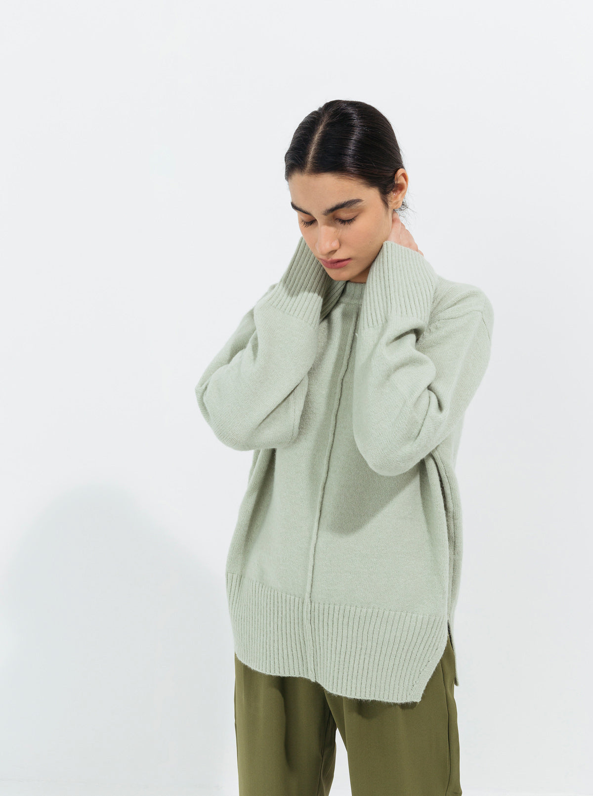 MINT RIBBED HEM PULLOVER