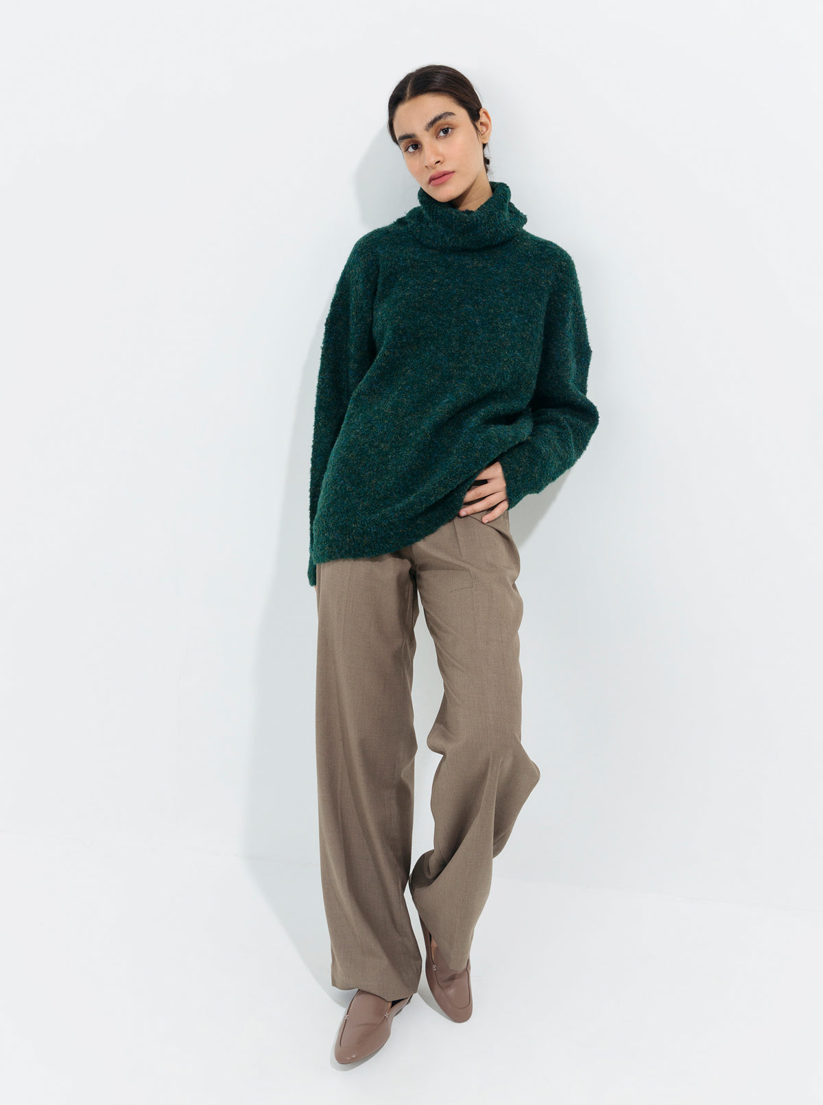 DARK GREEN FUZZY MELANGE KNIT PULLOVER