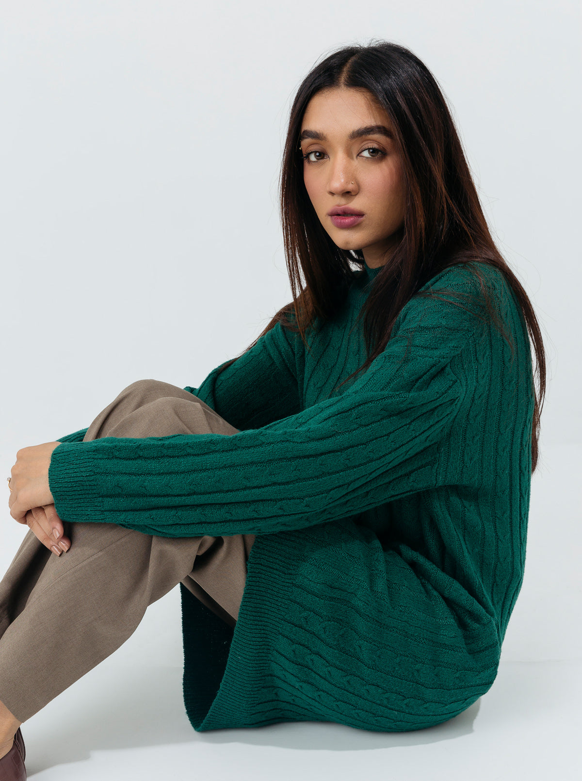 GREEN CABLE KNIT LONG PULLOVER