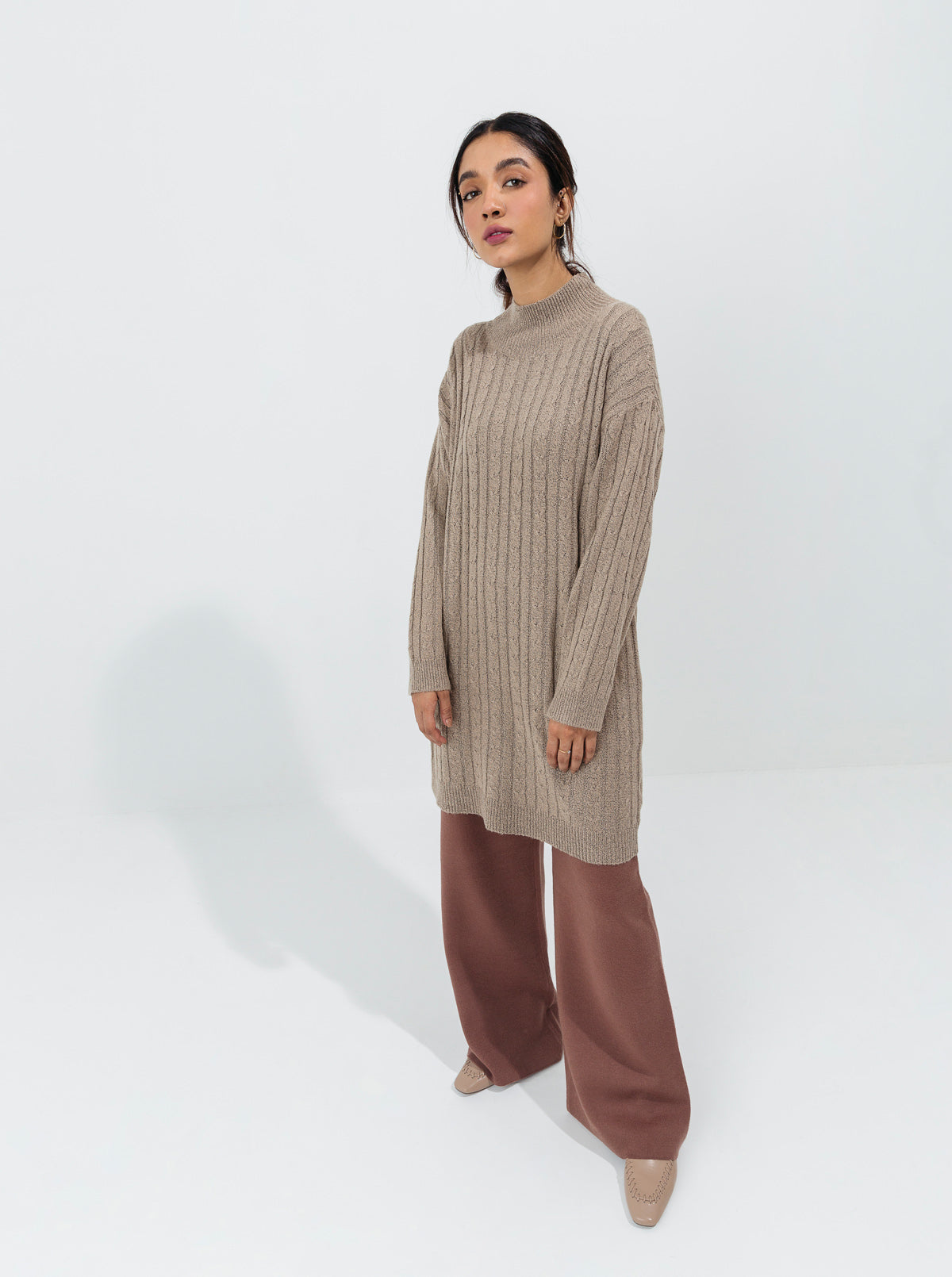 BEIGE CABLE KNIT LONG PULLOVER